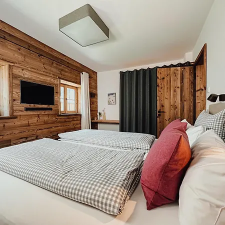 Alpin Mit Privatem Whirlpool Und Sauna
