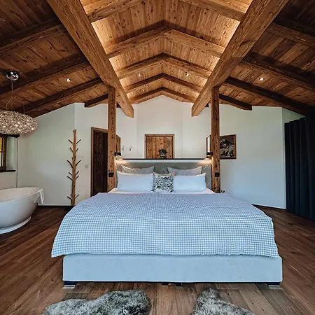 Alpin Mit Privatem Whirlpool Und Sauna *