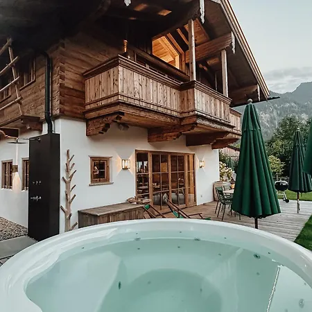 Alpin Mit Privatem Whirlpool Und Sauna Domek alpejski Bayrischzell