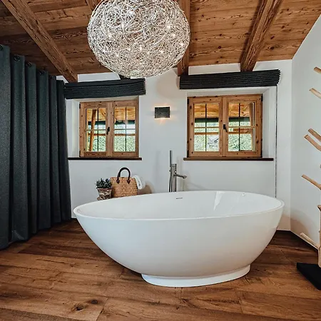 Alpin Mit Privatem Whirlpool Und Sauna