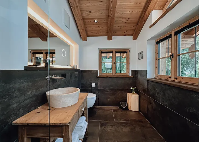 Alpin Mit Privatem Whirlpool Und Sauna בקתה באיירישצל